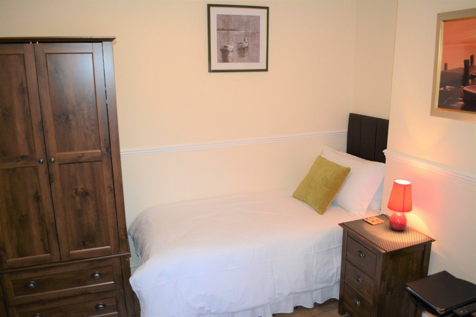 Loriston Guest House AEGON International Esterno foto